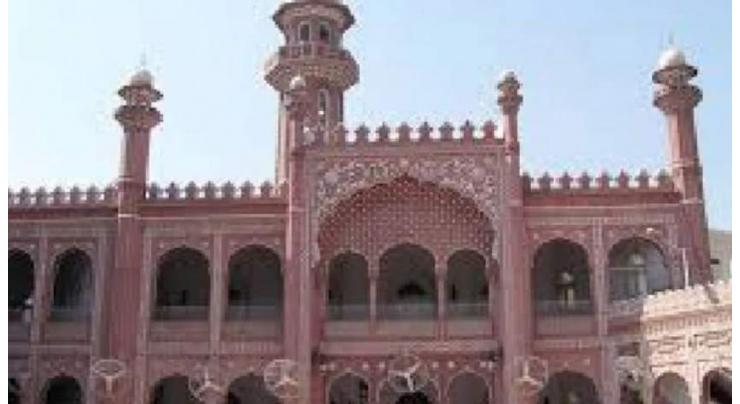 District administration marks social distancing areas in mosques
