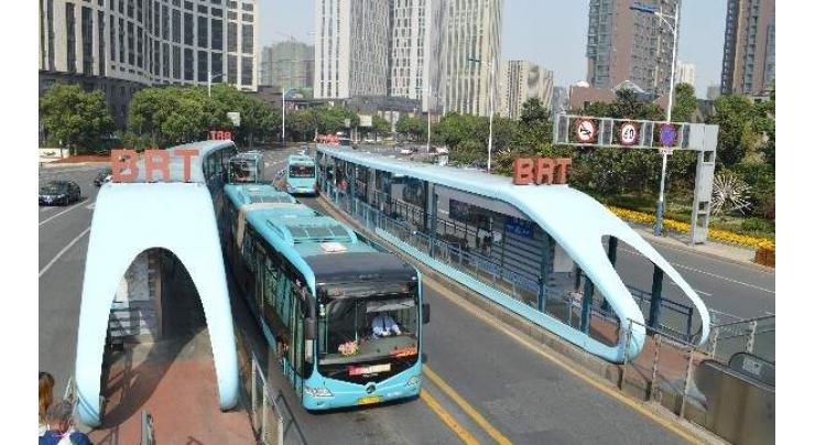 Chinese company to provide 100 new energy buses for Green Line BRT in Karachi
