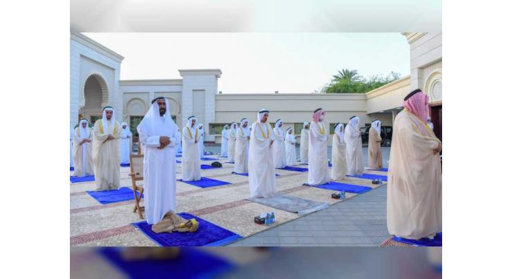 Ruler of Ajman performs Eid al-Fitr prayer