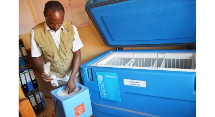 UNICEF provides vaccine refrigerator units to Libya
