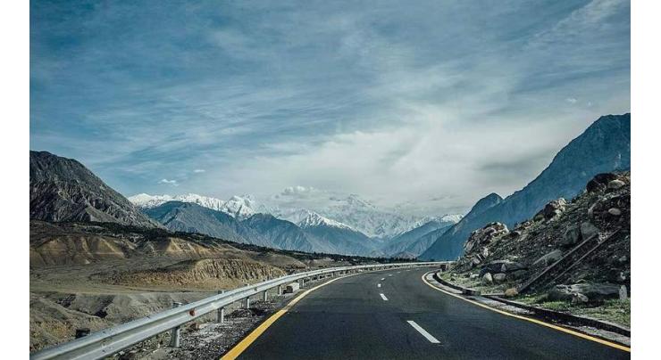 Hunza administration closes KKH for traffic as a precautionary measure to avoid any untoward situation
