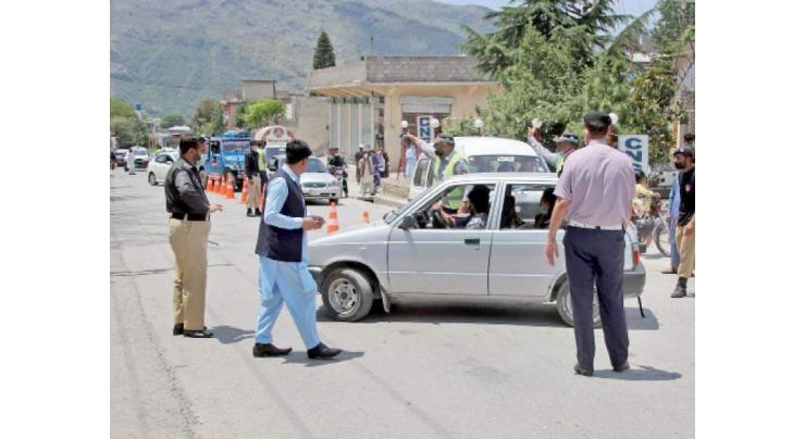 Coronavirus lockdown: 1800 vehicles refused to enter Galyat during two days
