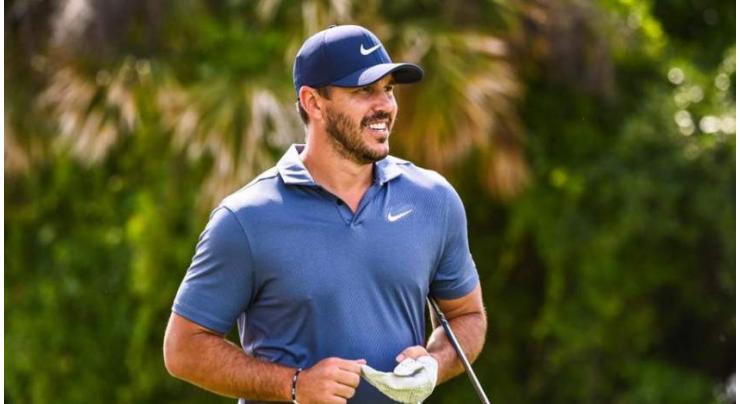 Koepka back in the swing for PGA after right knee surgery

