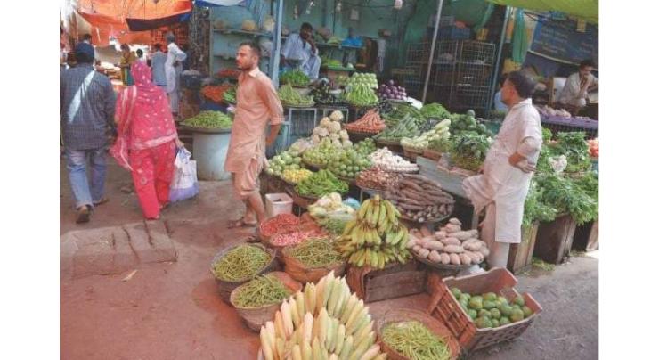 Sindh High Court allows vegetable,fruit traders to continue trade in old,new vegetable markets

