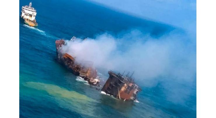 Burnt-out container ship sinking off Sri Lanka
