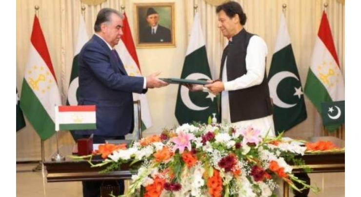 Tajikistan proposes 'trade corridor' to access Pakistan's Gwadar, Karachi ports
