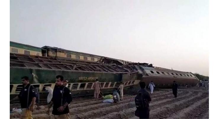 MNA expresses grief over Ghotki train accident
