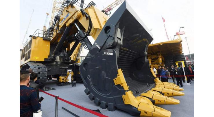 China's excavator sales rise in first five months
