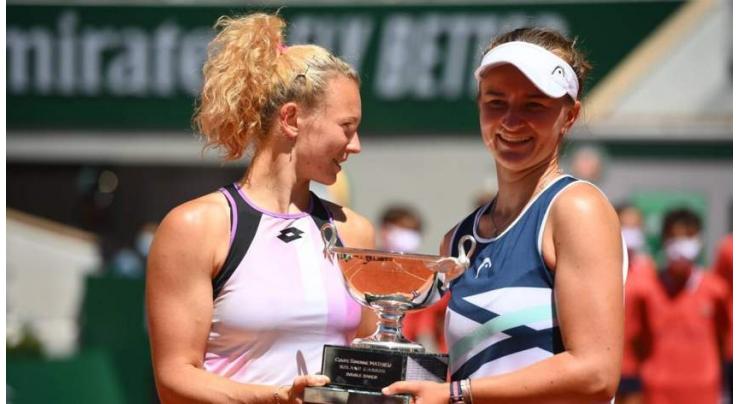 Krejcikova into WTA top 15 after French Open victory
