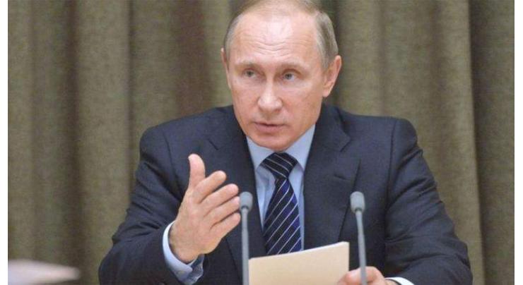 Putin Signs Decree on Temporary Measures Regulating Legal Status of Foreign Citizens