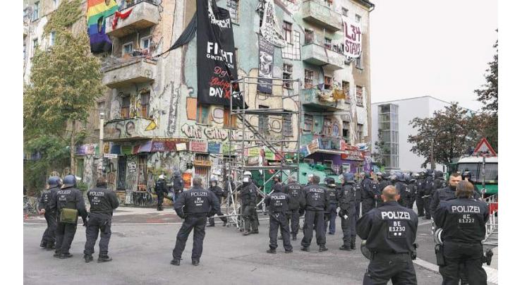 Dozens of police hurt in riots at Berlin's hold-out squat
