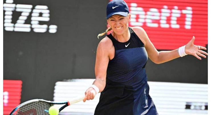 Qualifier Samsonova downs Azarenka to reach Berlin final
