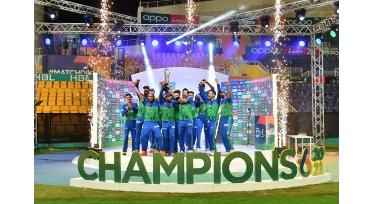 Fawad felicitates Multan Sultans on winning PSL title
