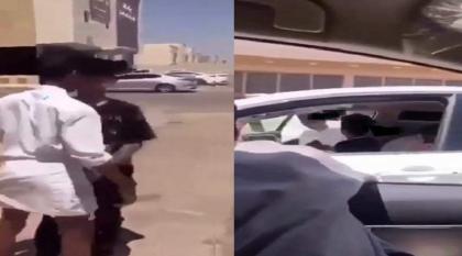 القبض علی أربعة شبان بتھمة تحرش شاب و الاعتداء علیہ بالضرب فی منطقة القصیم بالسعودیة