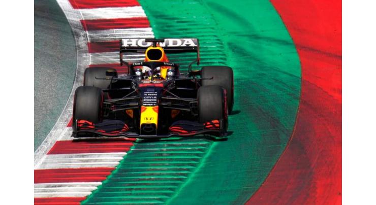Verstappen takes pole in Austria as Hamilton struggles for pace
