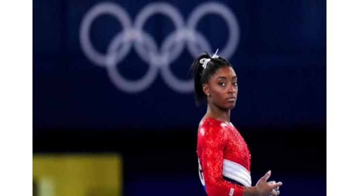 'Olympic spirit at its best' - IOC boss praises struggling Biles
