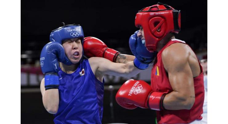 Olympic medallists hope success boosts popularity of women's boxing

