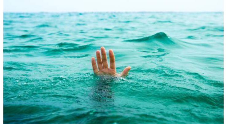 Four drowned in Indus River
