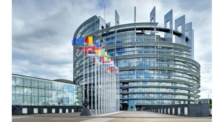 EU Lawmakers Call for Sanctions Against Moscow 'for Blocking Minsk Agreements'