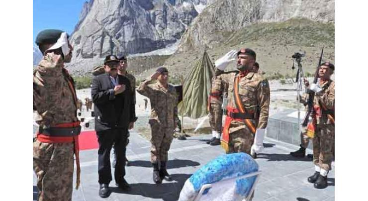 Interior minister visits Siachen Sector to meet frontline soldiers
