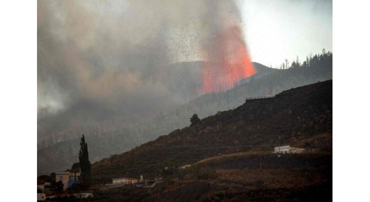 Canary islanders flee as volcano vents its fury
