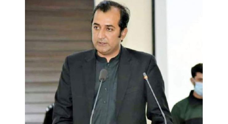 Govt striving hard to overcome impacts of climate change: CM
