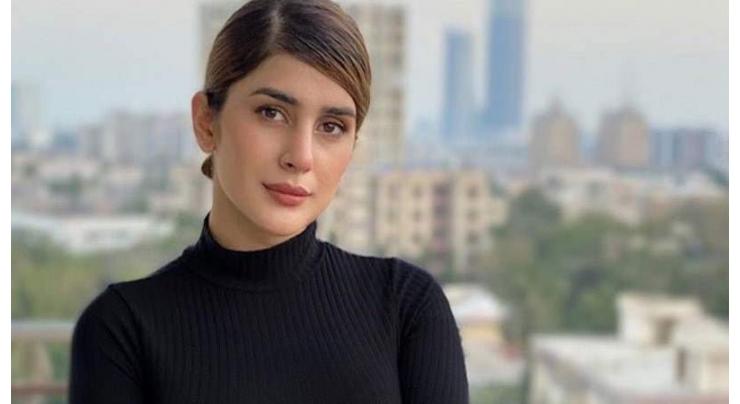 Kubra Khan says they use real guns, heavy weights on the sets of Sinf-e-Aahan