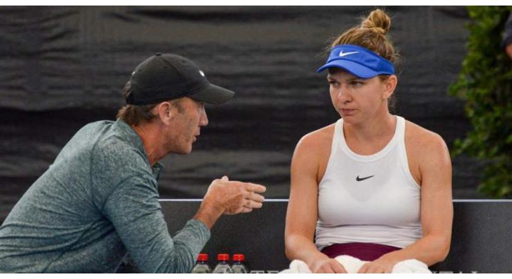 Former world No.1 Halep splits with coach Cahill
