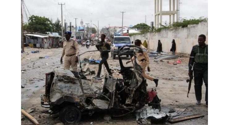 Car bomb kills 8 near Somalia's presidential palace: police
