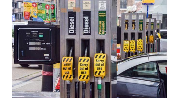 Calls to prioritise key workers in UK fuel crisis
