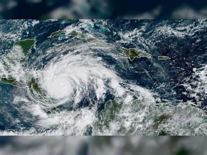 إعصار يضرب شمال الفلبين ..وإجلاء المئات