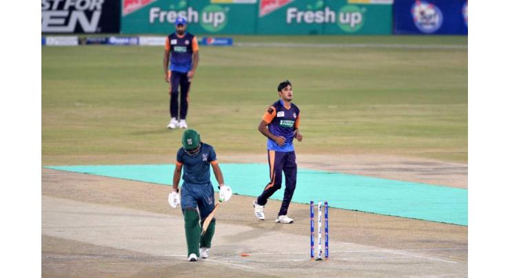 Central Punjab win thriller to confirm semi-final spot