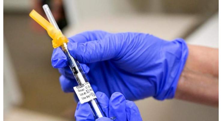 One in 10 Vaccinated Americans Says Already Received COVID-19 Booster Shot - Poll