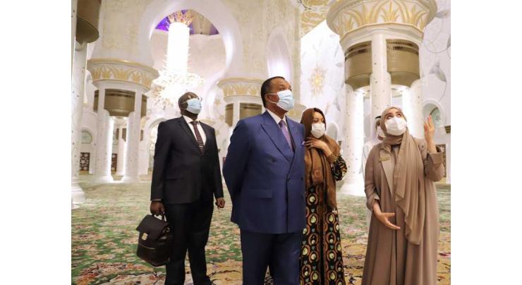 President of Congo visits Sheikh Zayed Grand Mosque