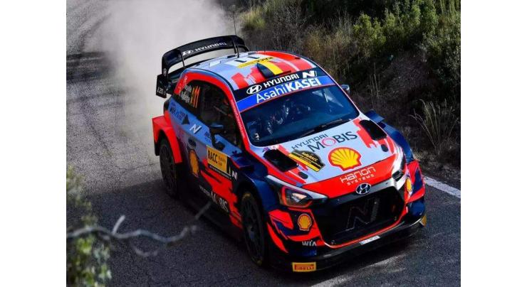 Neuville dominates Spanish Rally as Ogier loses ground
