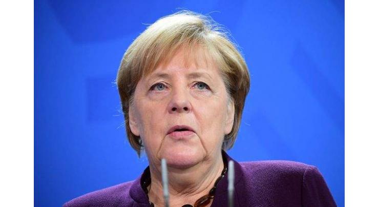 Merkel Proposes to Discuss Economic Impact of Fossil Fuel Phaseout Within G20