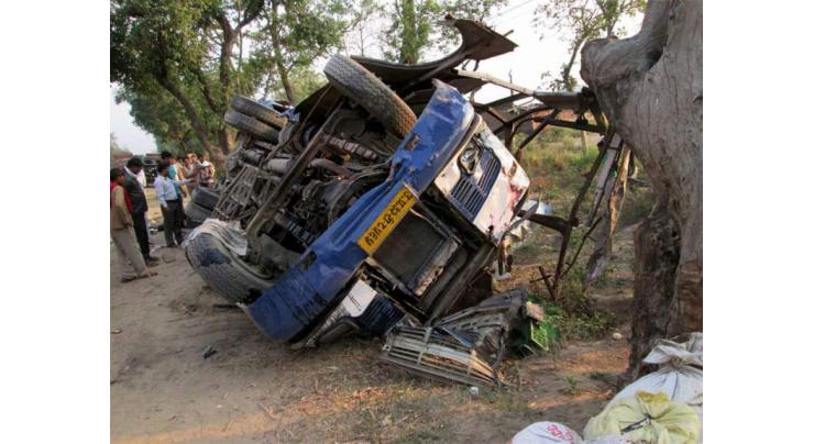 At Least 11 Killed, 12 Injured as Bus Falls Into Gorge in Central Ecuador - Reports