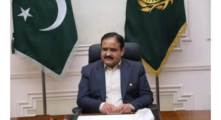 Chief Minister takes live calls at FM 95 radio
