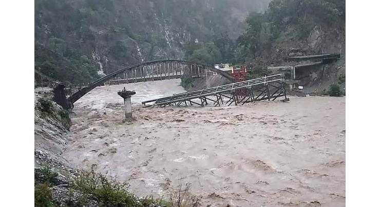 Nearly 200 perish in India, Nepal rains

