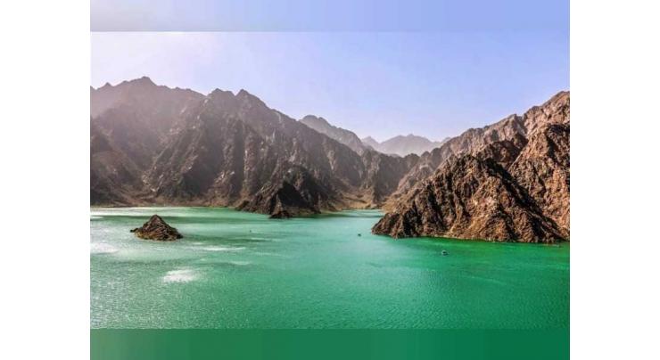 UAE mountains: treasures of re-invented tourist attractions
