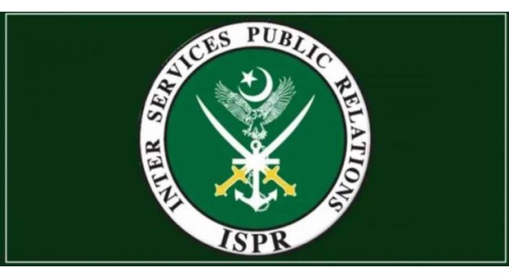 Senior Army officials visit families of Police martyrs, pay homage: ISPR
