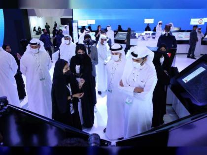 جناح حكومة أبوظبي يشهد إطلاق مشاريع رقمية مبتكرة وتوقيع اتفاقيات جديدة خلال &quot;جيتكس 2021&quot;