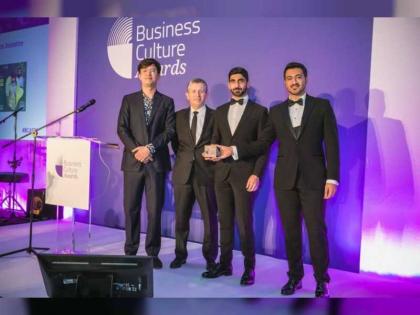 &quot;إيفاد&quot; شرطة دبي تحصد جائزة ثقافة الأعمال عن أفضل مبادرة في التحول الرقمي