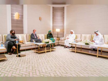 عبدالله بن زايد يستقبل نائبة الأمين العام للأمم المتحدة في &quot;إكسبو 2020 دبي&quot;