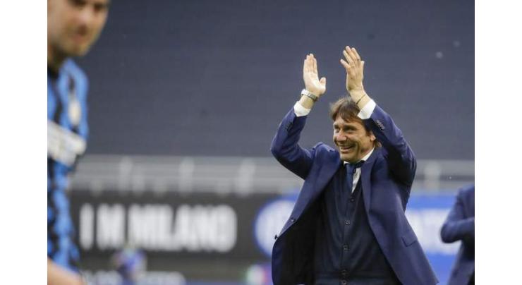Tottenham appoint serial winner Conte as new manager

