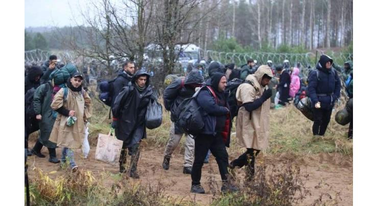 France Considers 'Use' of Migrants by Minsk Unacceptable - Foreign Ministry