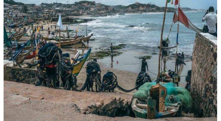 Almost 4,000 people displaced by tidal surge in Ghana
