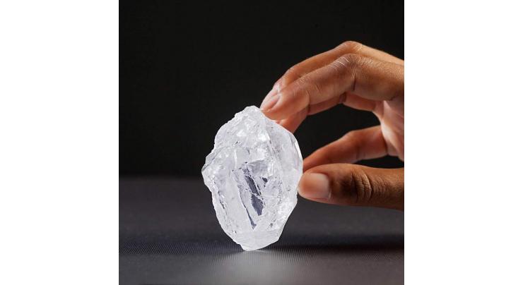 Angola expects to raise over 20 mln USD in rough diamond auction
