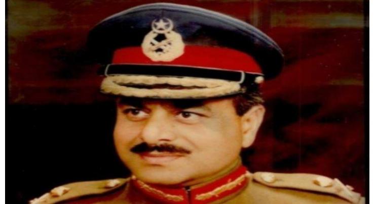 Nation observes 85th birth anniversary of Gen Hamid with reverence
