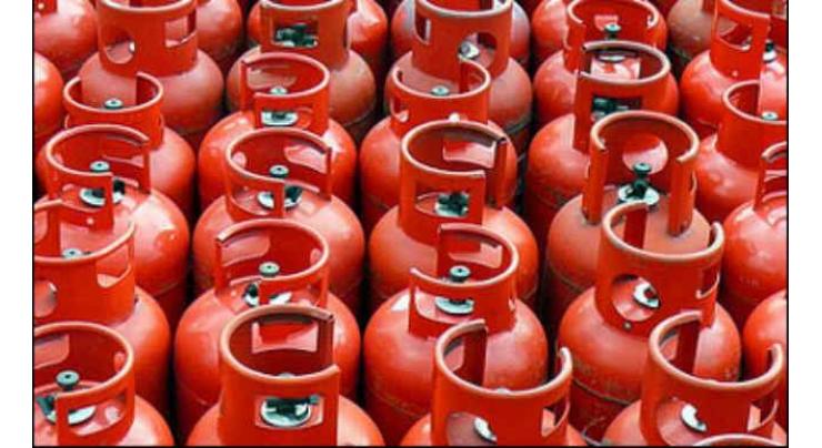 Khokhar lauds govt for tightening noose around factories manufacturing substandard LPG equipment
